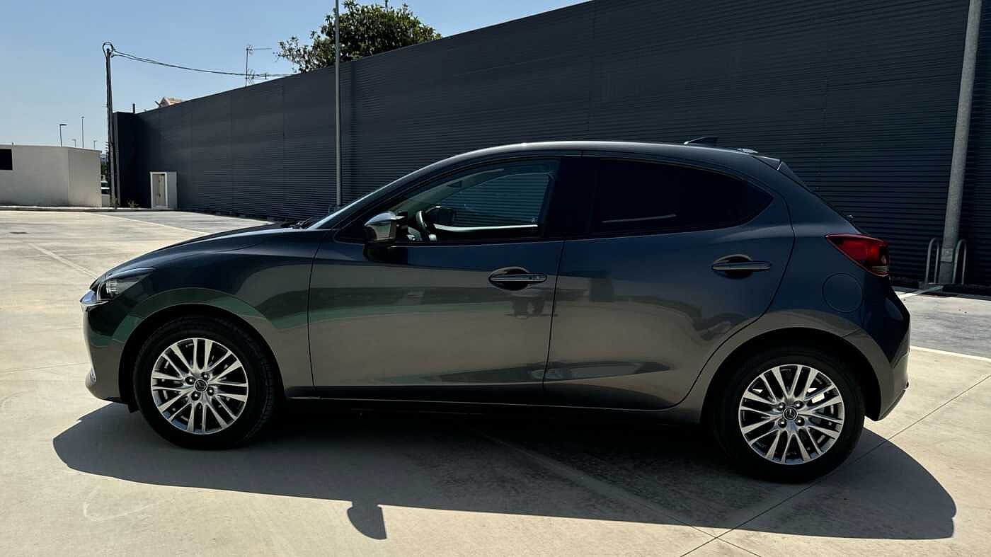 Mazda  1.5 E-SKYACTIV-G 66KW ZENITH 5P